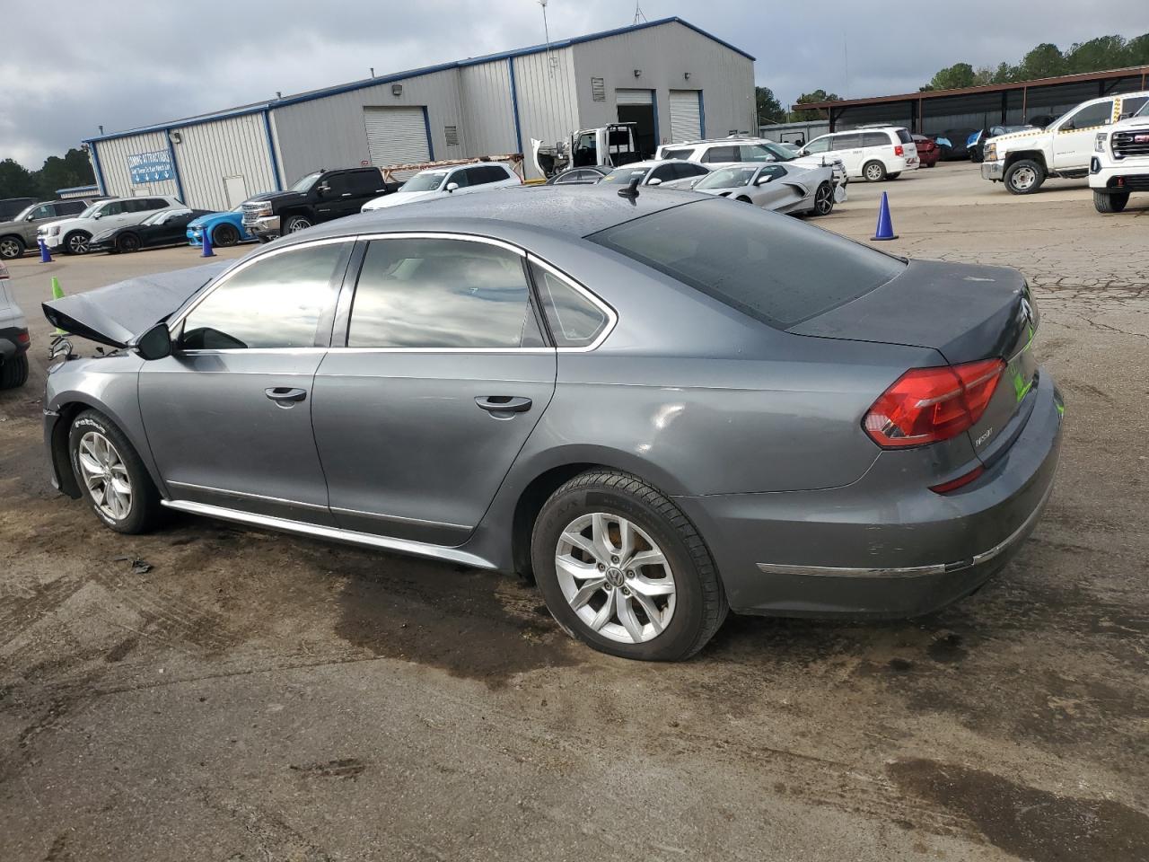 2016 Volkswagen Passat S - Image 2