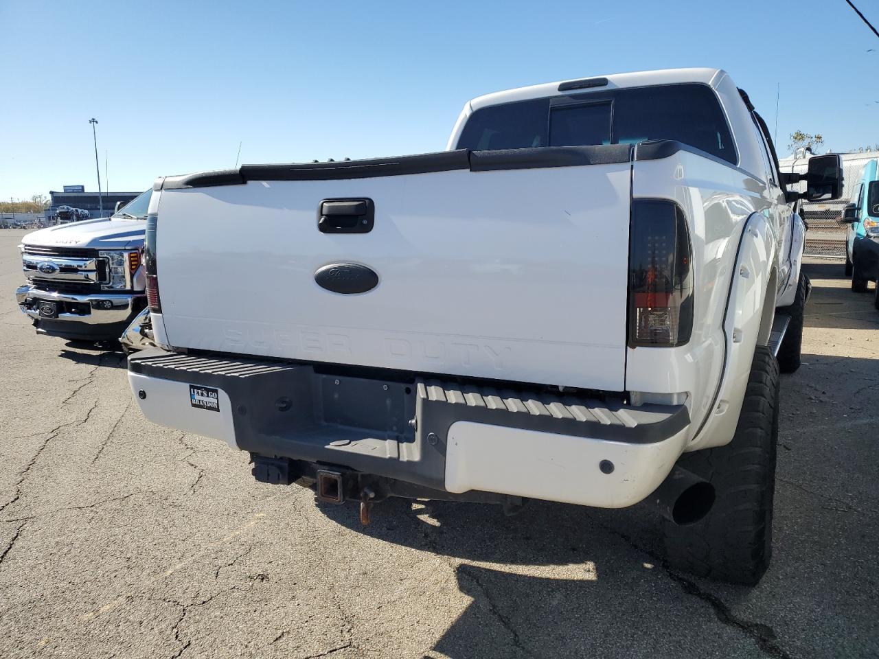 2012 Ford F350 Super Duty - Фото 3