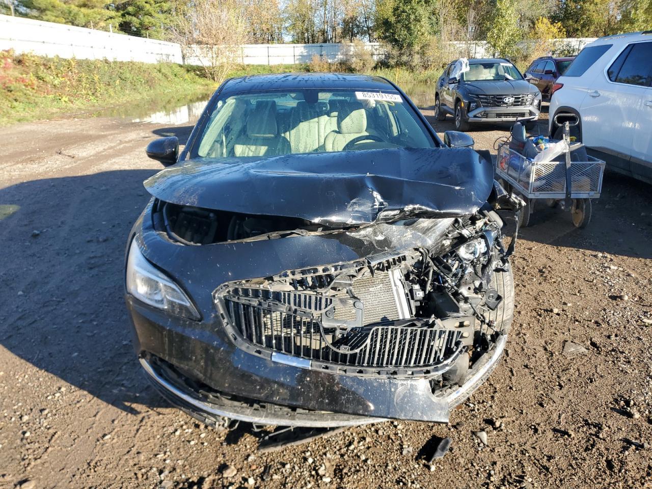 2019 Buick Lacrosse Essence - Image 5