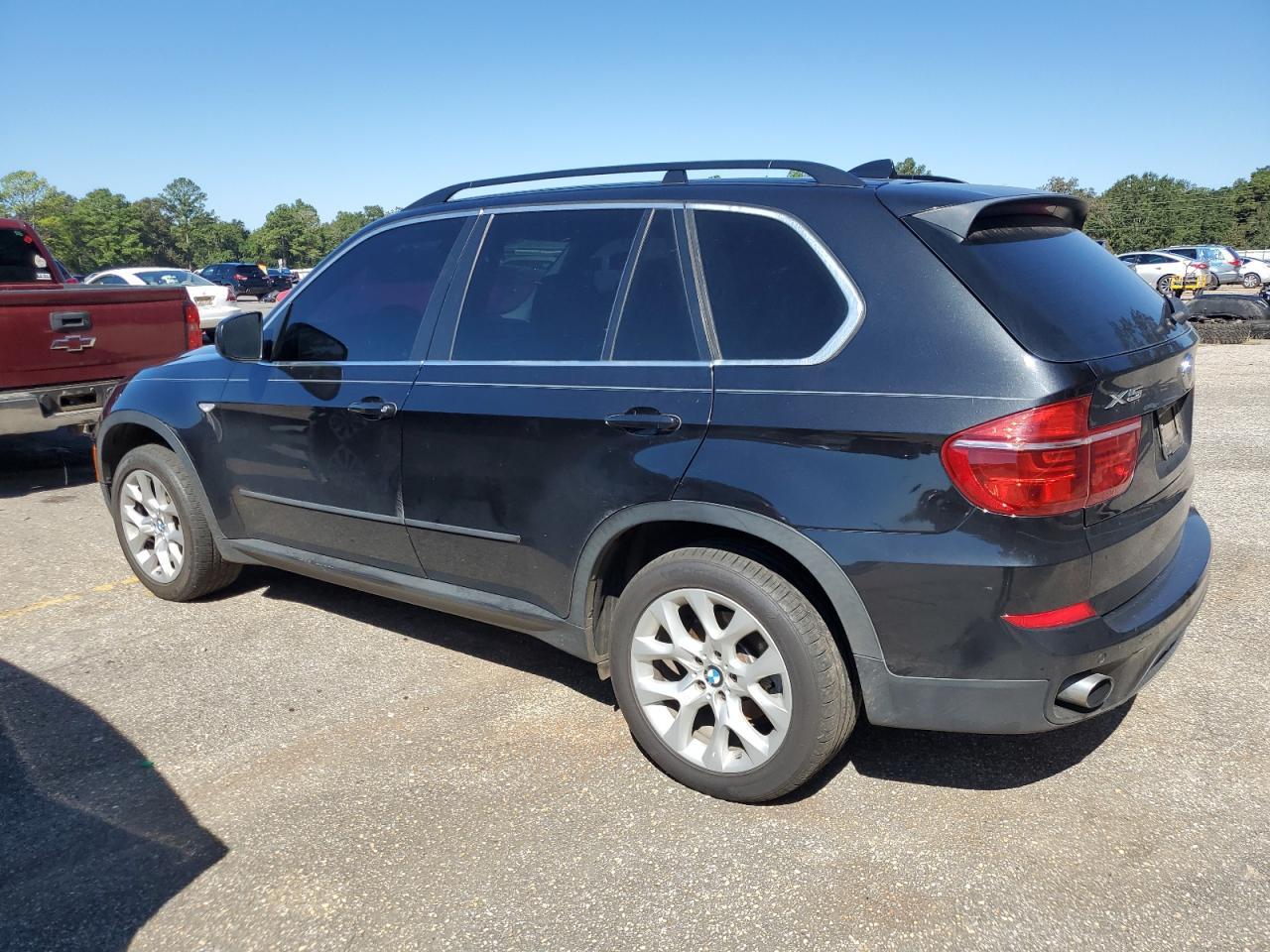 2013 BMW X5 xDrive35I - Фото 2