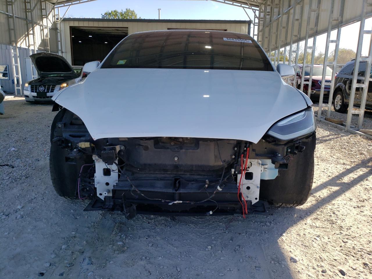 2016 Tesla Model X - Image 5