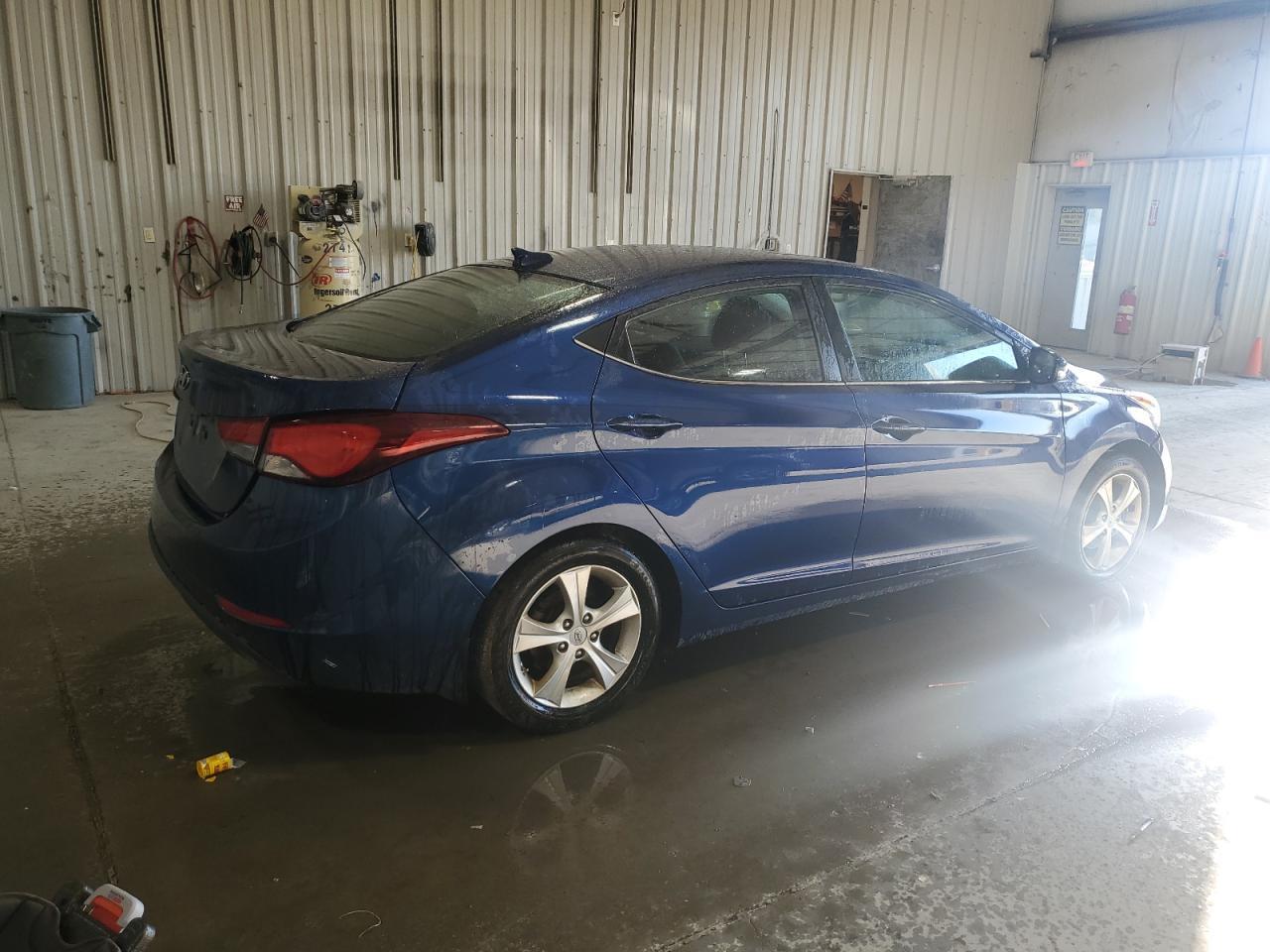 2016 Hyundai Elantra Se - Фото 3