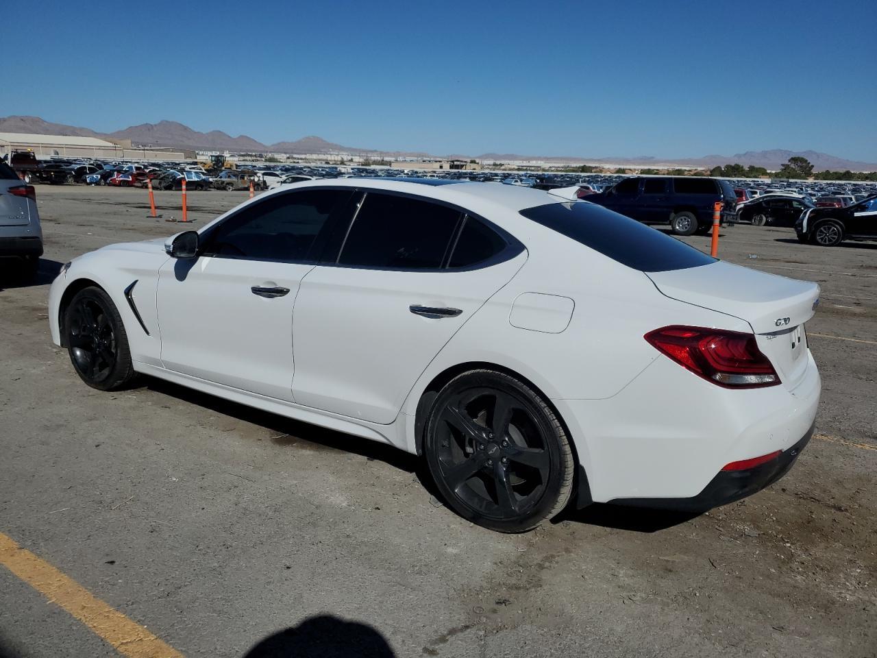 2019 Genesis G70 Prestige - Image 2