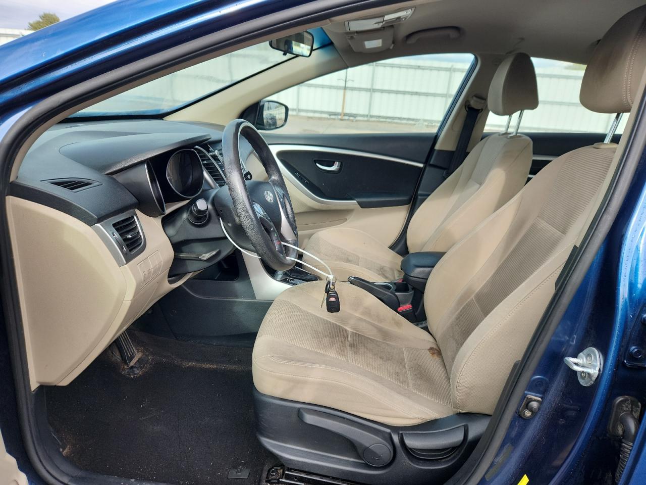 2016 Hyundai Elantra Gt Base - Image 7
