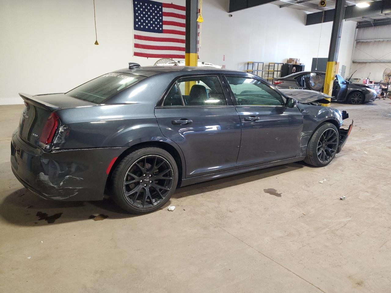 2018 Chrysler 300 S - Image 3