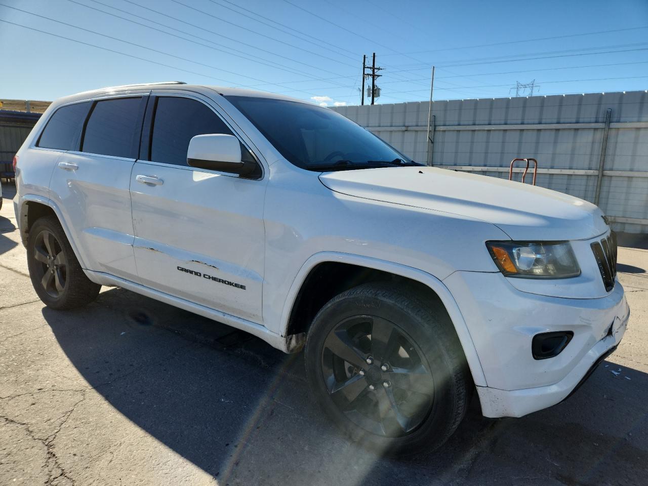 2015 Jeep Grand Cherokee Laredo - Image 4