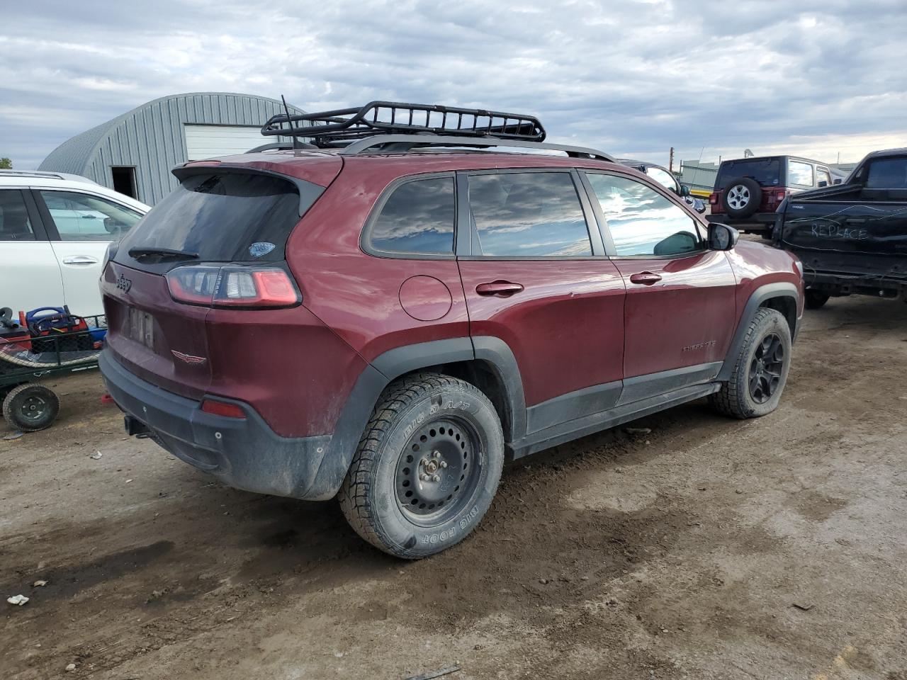 2019 Jeep Cherokee Trailhawk - Image 3