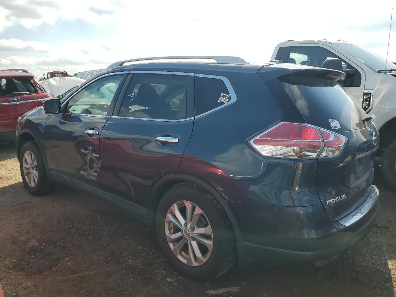 2015 Nissan Rogue S - Image 2