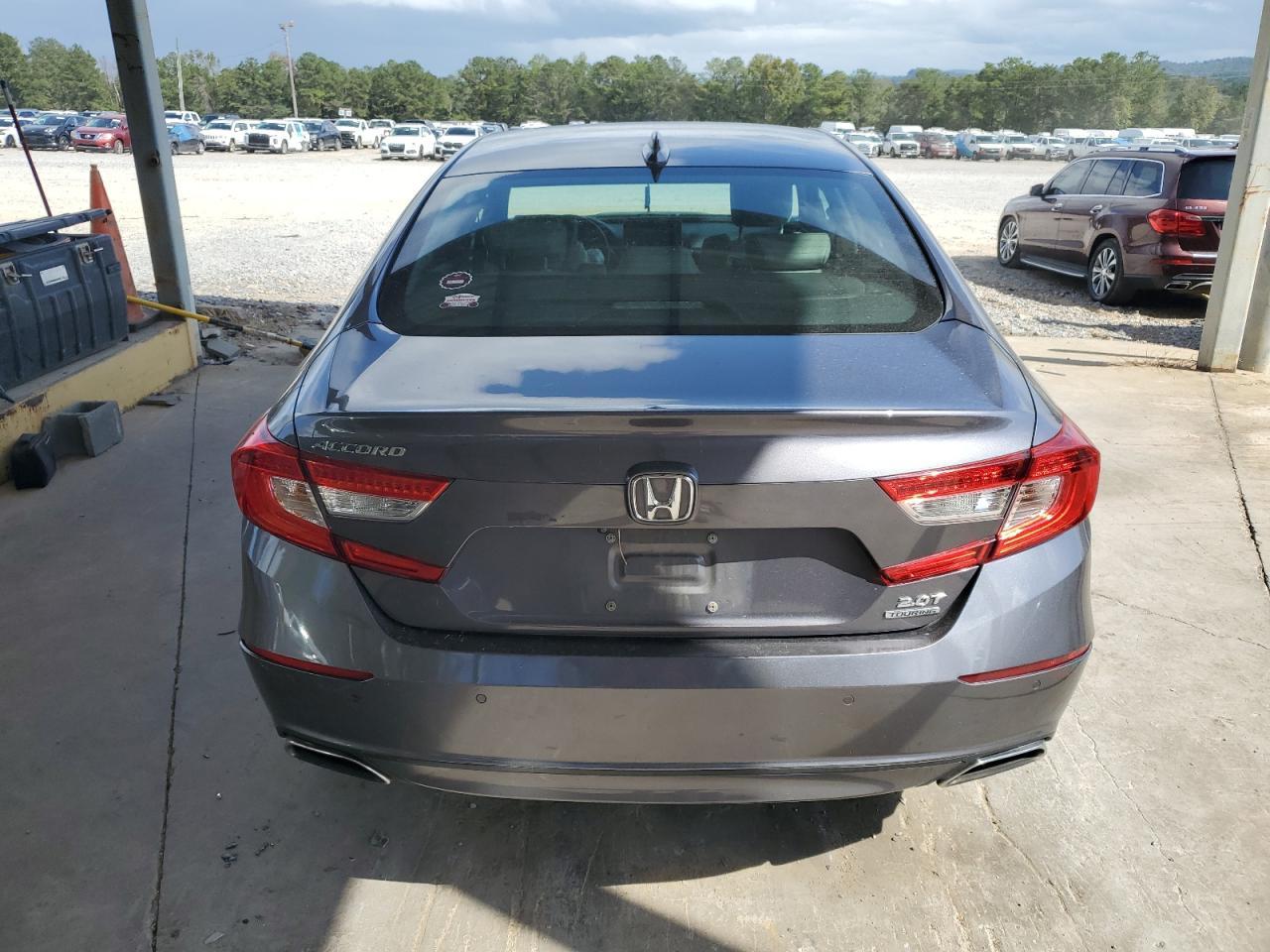 2019 Honda Accord Touring - Фото 6