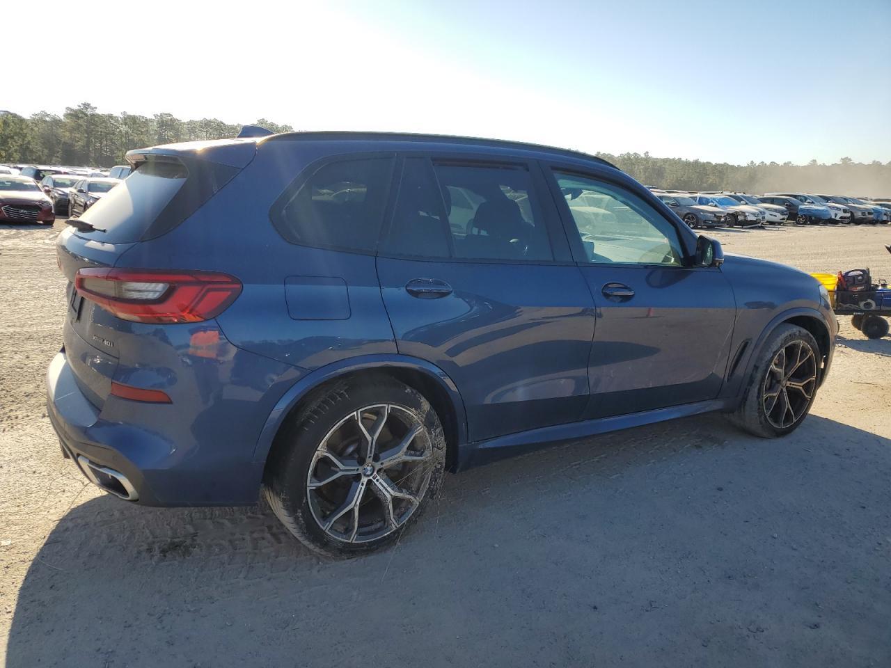 2020 BMW X5 xDrive40I - Фото 3