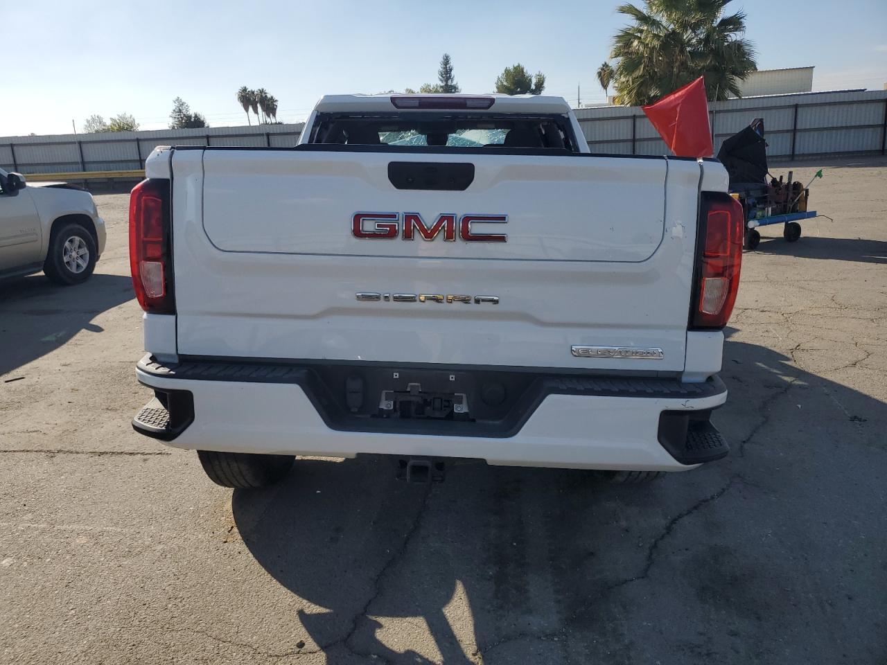 2022 GMC Sierra C1500 Elevation - Фото 6