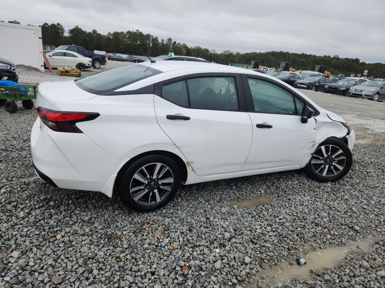 2024 Nissan Versa S - Фото 3