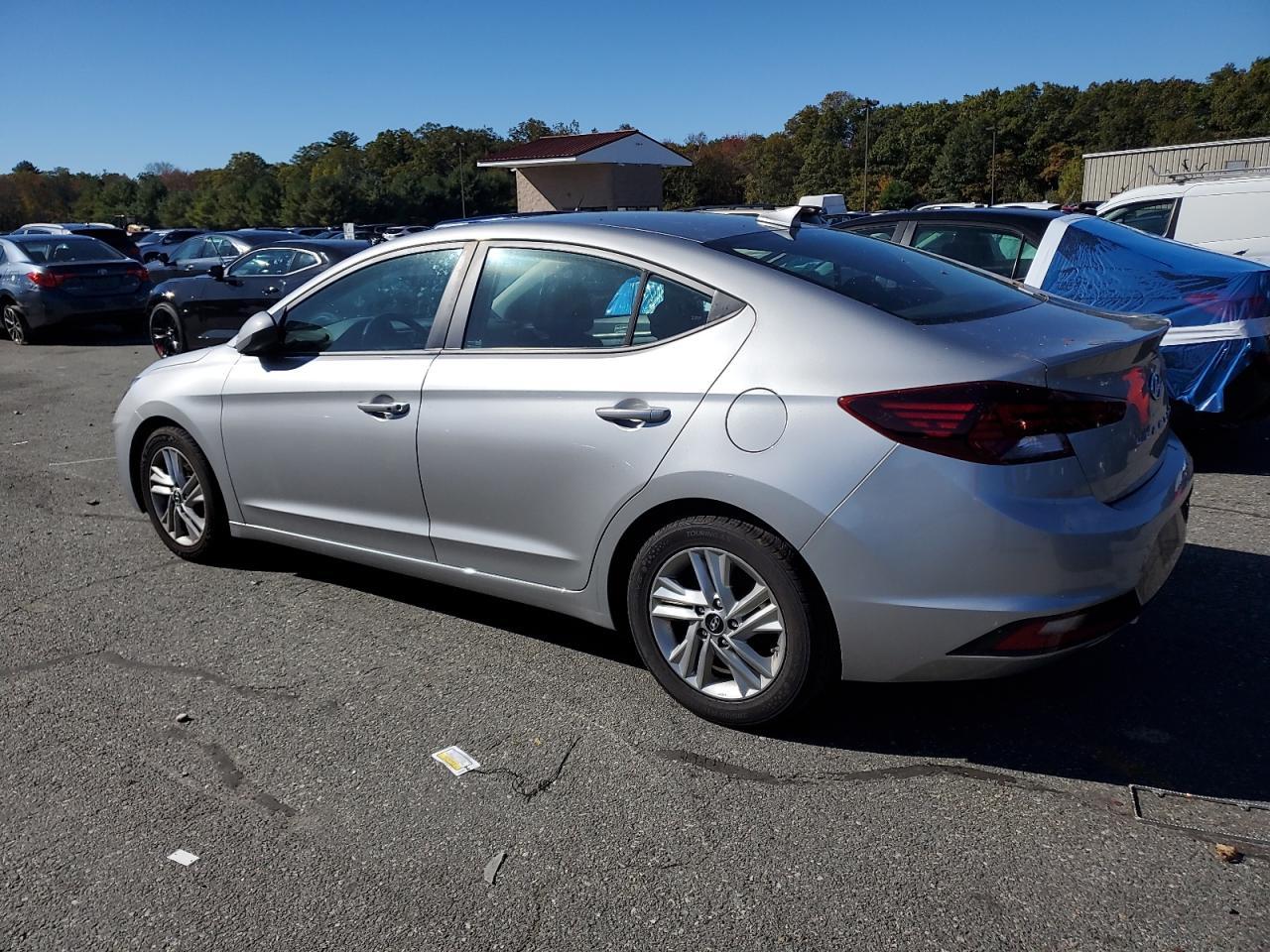 2020 Hyundai Elantra Sel - Image 2