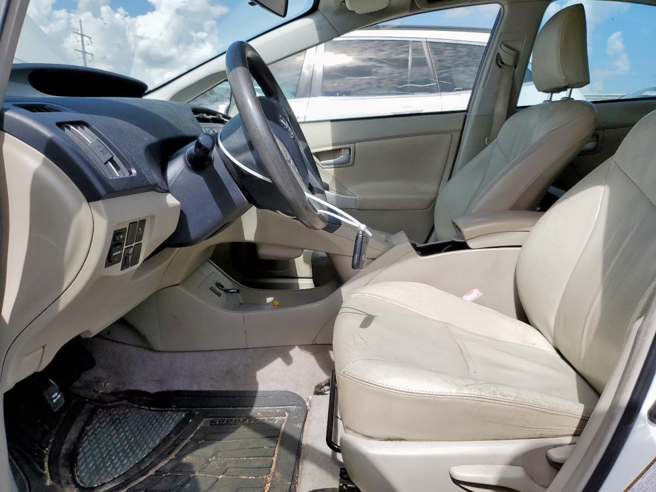 2010 Toyota Prius - Фото 7