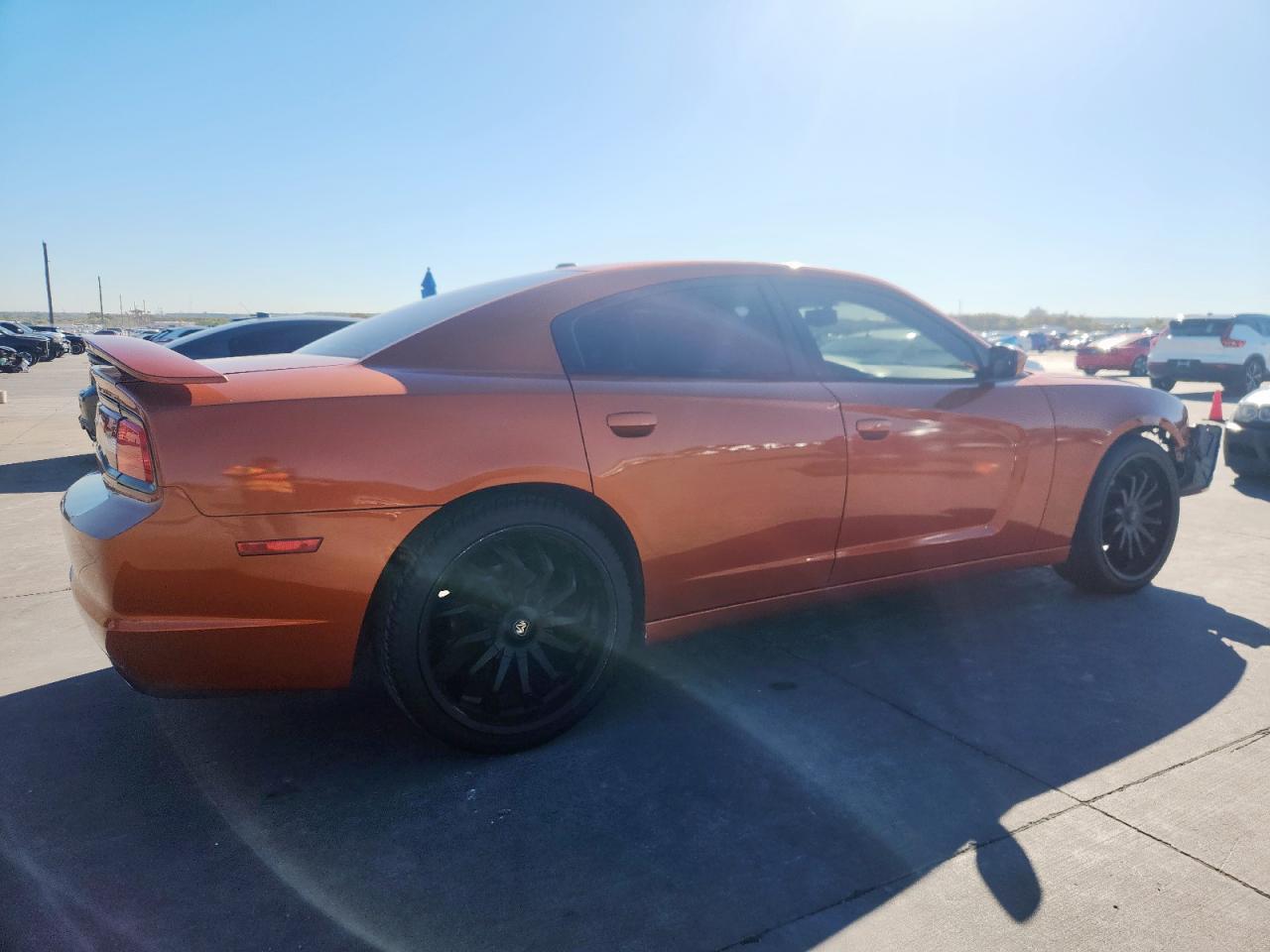 2011 Dodge Charger - Фото 3
