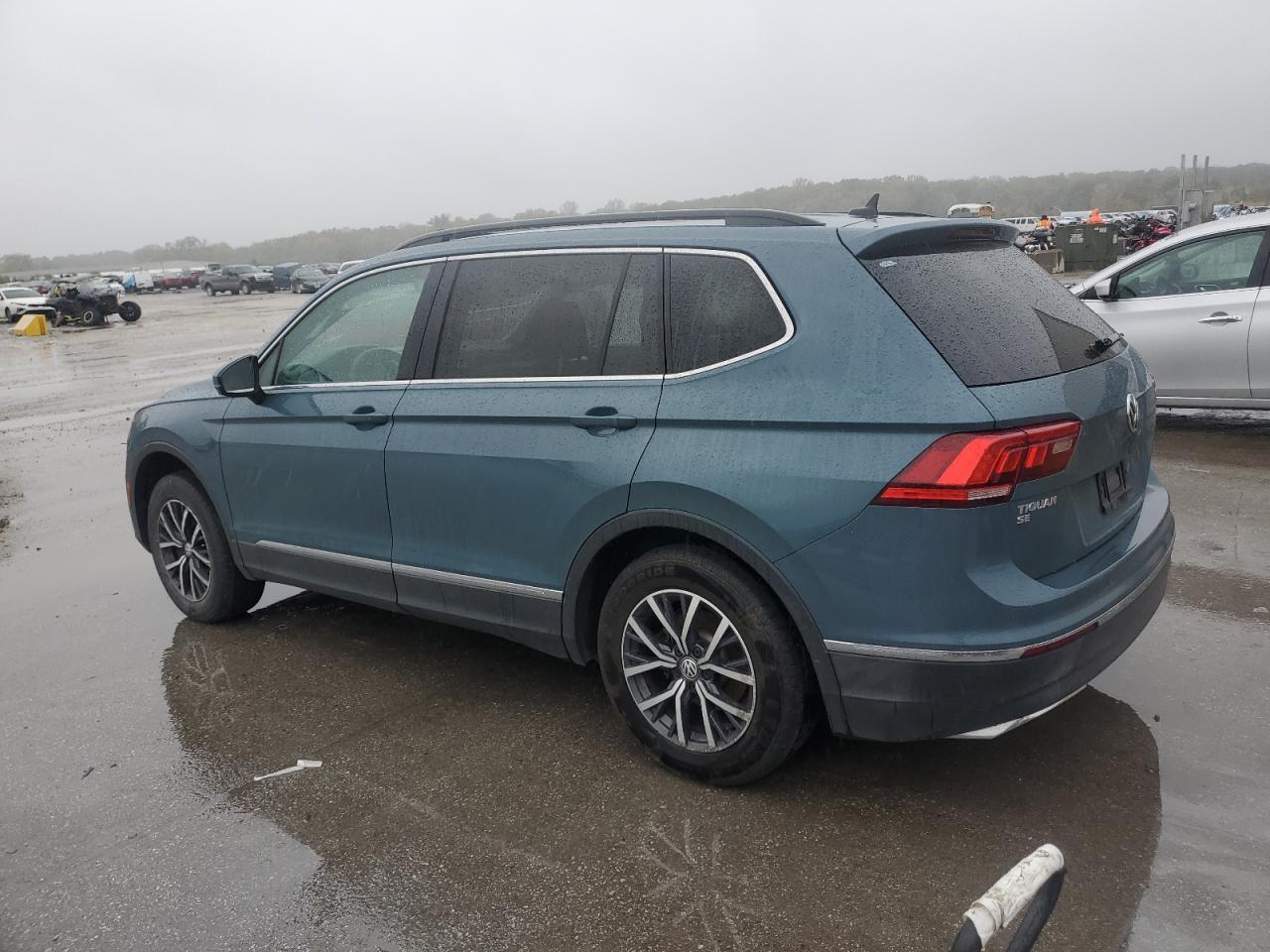 2020 Volkswagen Tiguan Se - Фото 2