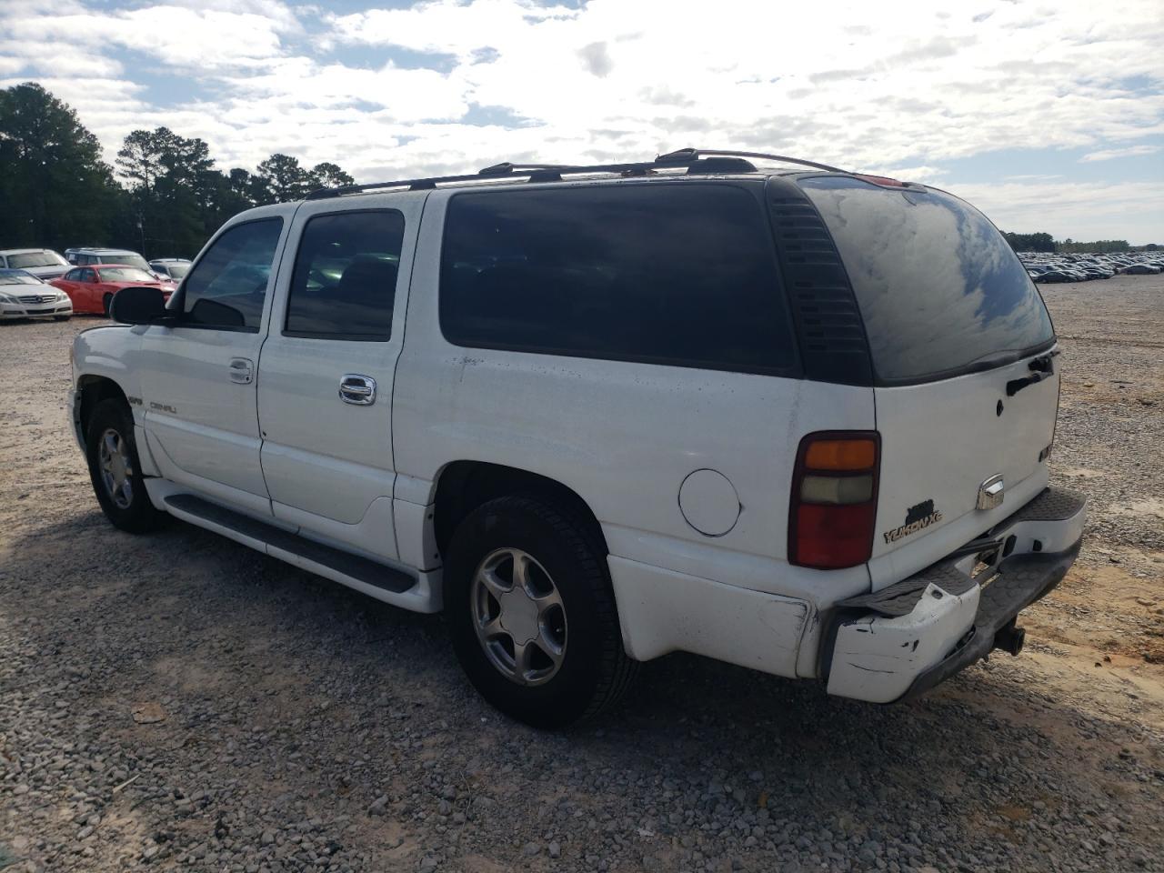 2003 GMC Yukon Xl Denali - Image 2