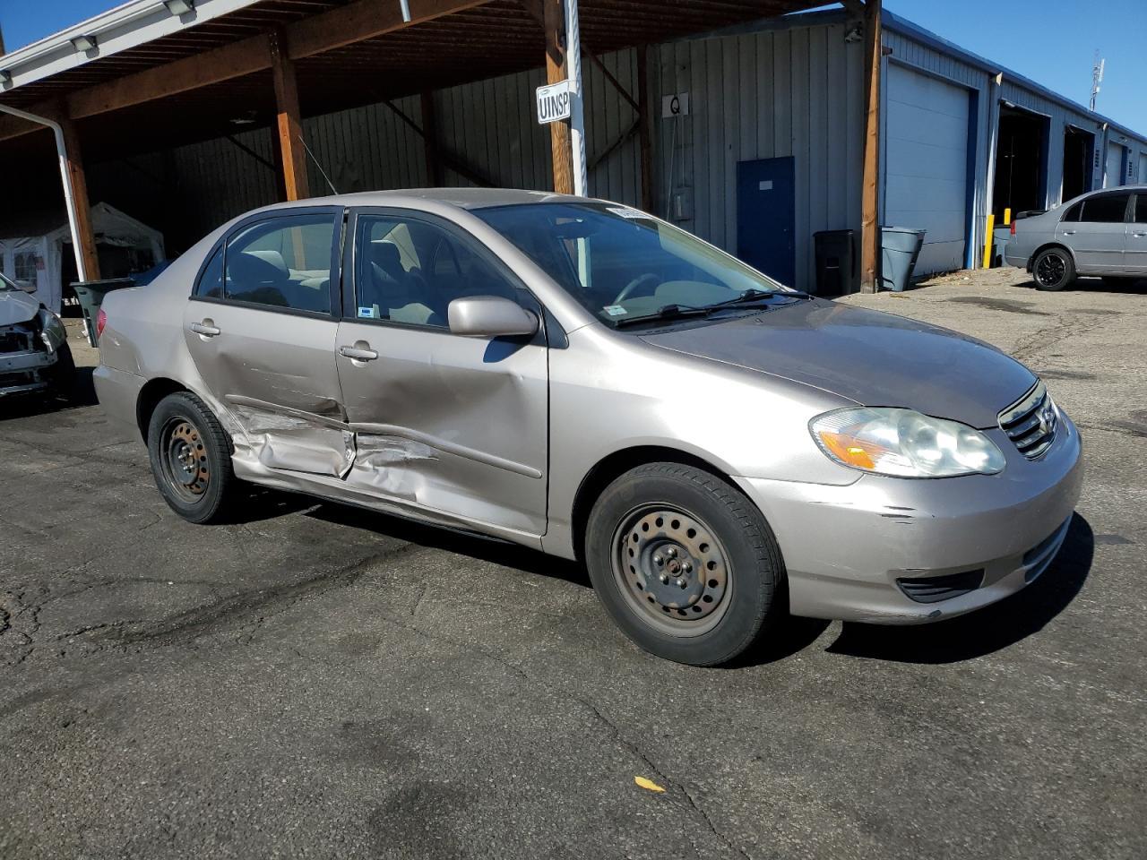 2003 Toyota Corolla Ce - Фото 4