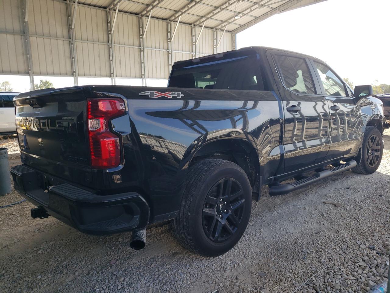 2024 Chevrolet Silverado K1500 Custom - Image 3