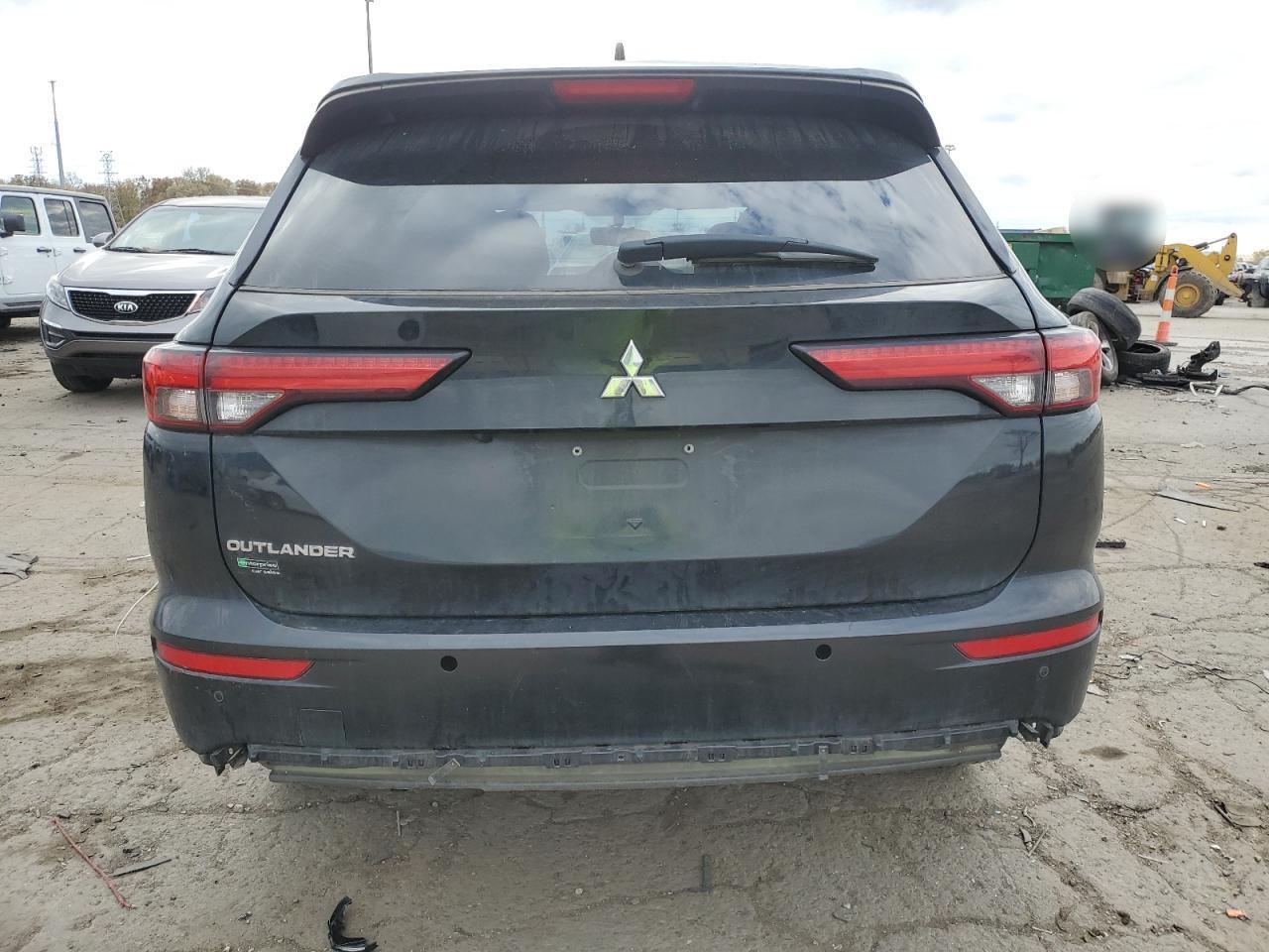 2023 Mitsubishi Outlander Se - Image 6
