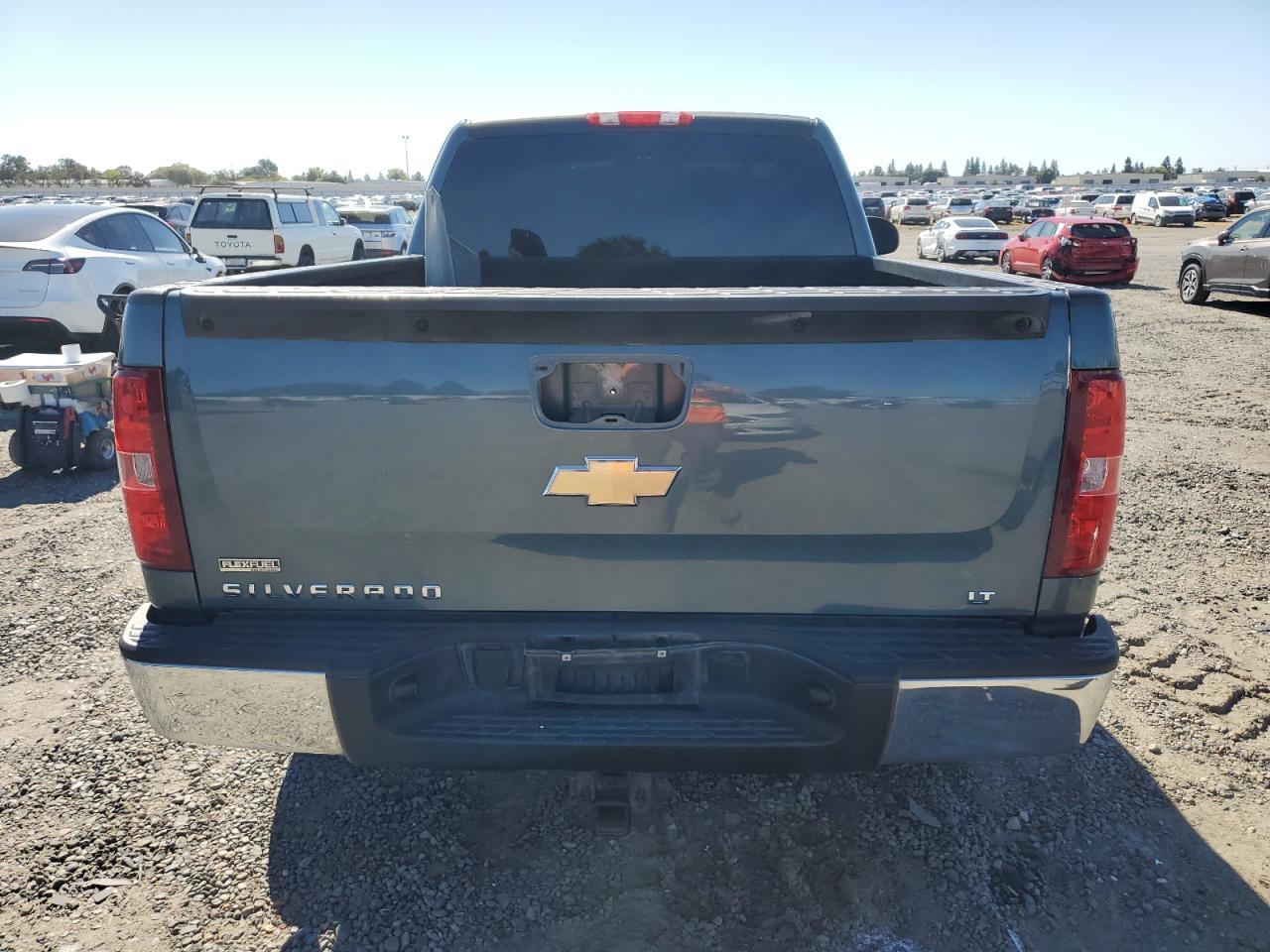 2011 Chev Silverado - Фото 6