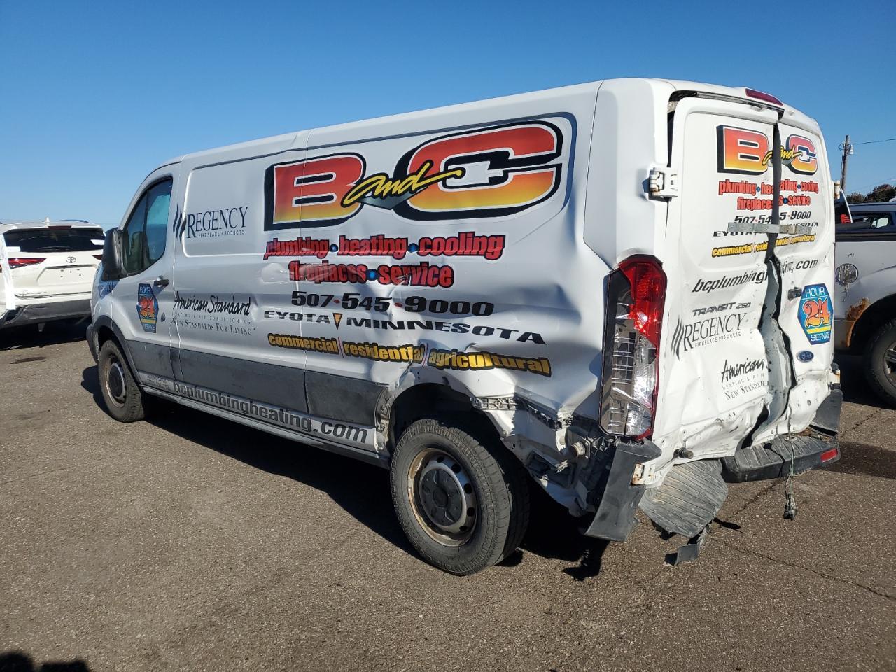 2019 Ford Transit 250 Delivery Van - Фото 2