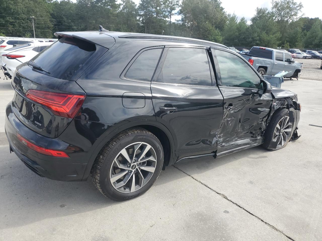 2024 Audi Q5 Premium 45 - Фото 3