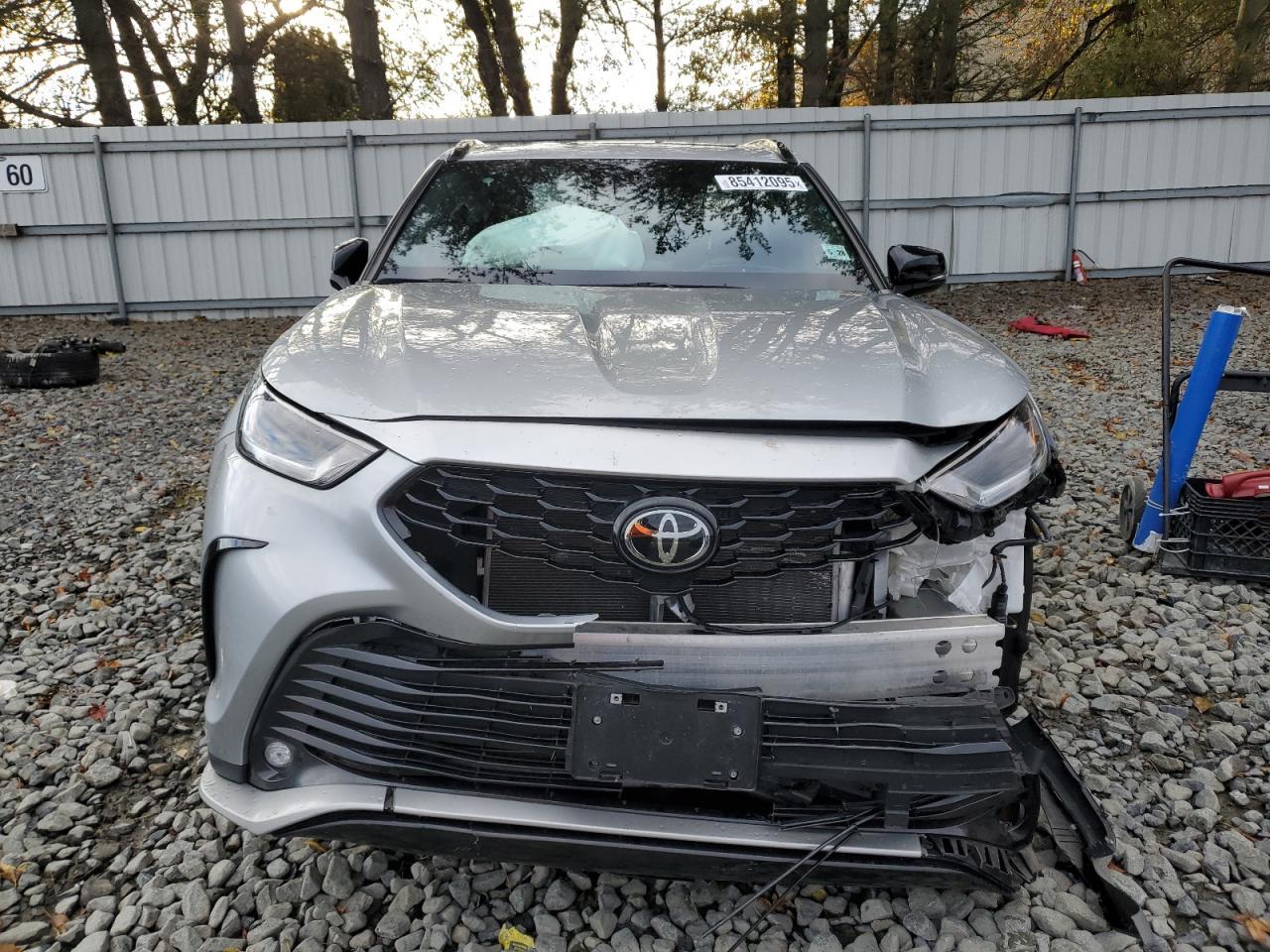 2023 Toyota Highlander L - Image 5