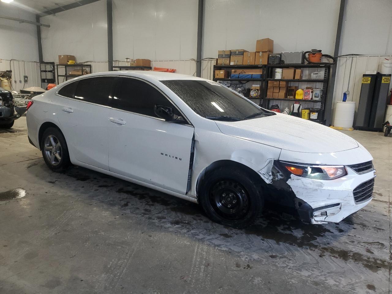 2017 Chevrolet Malibu Ls - Фото 4