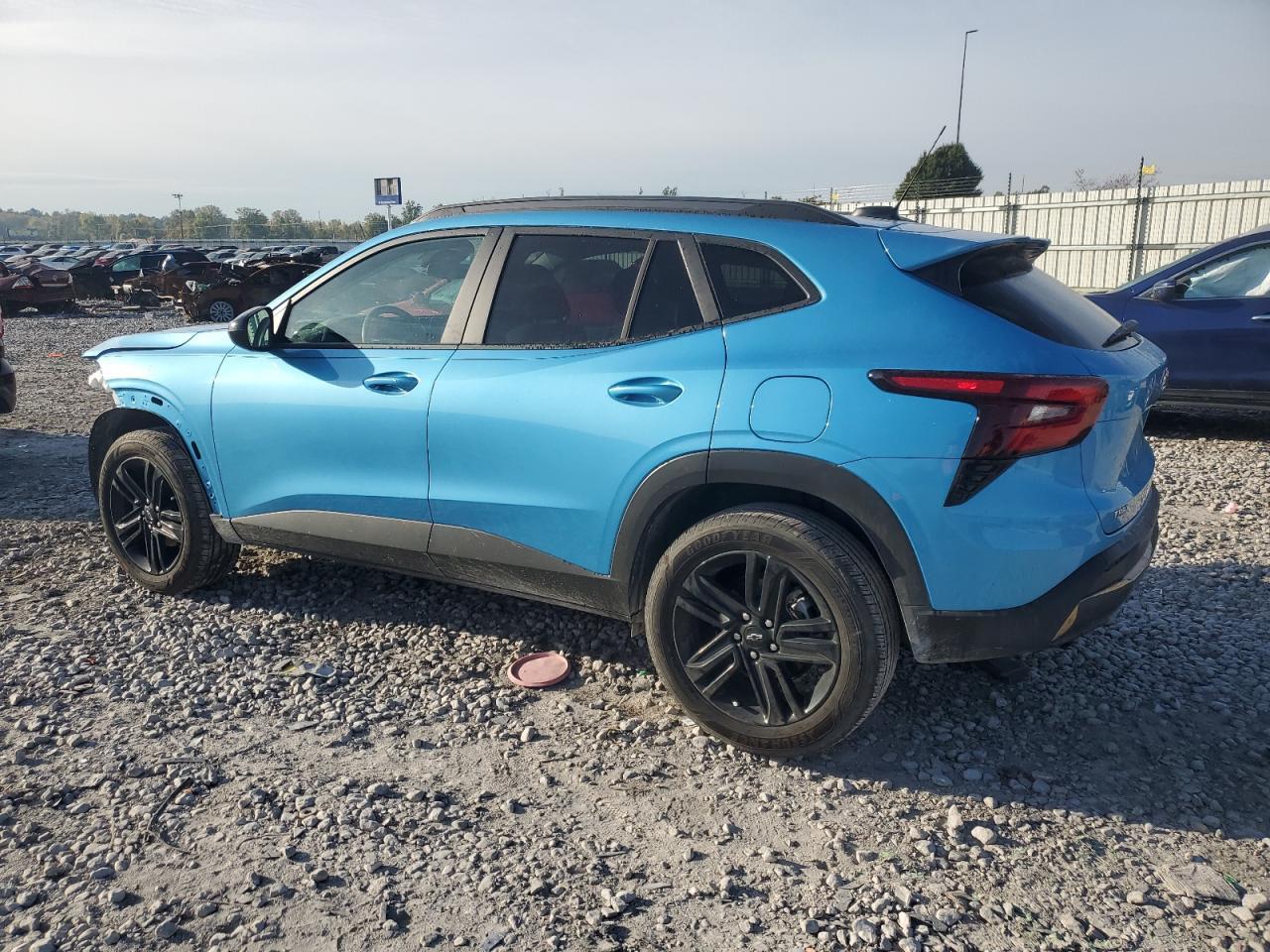 2025 Chevrolet Trax Activ - Фото 2