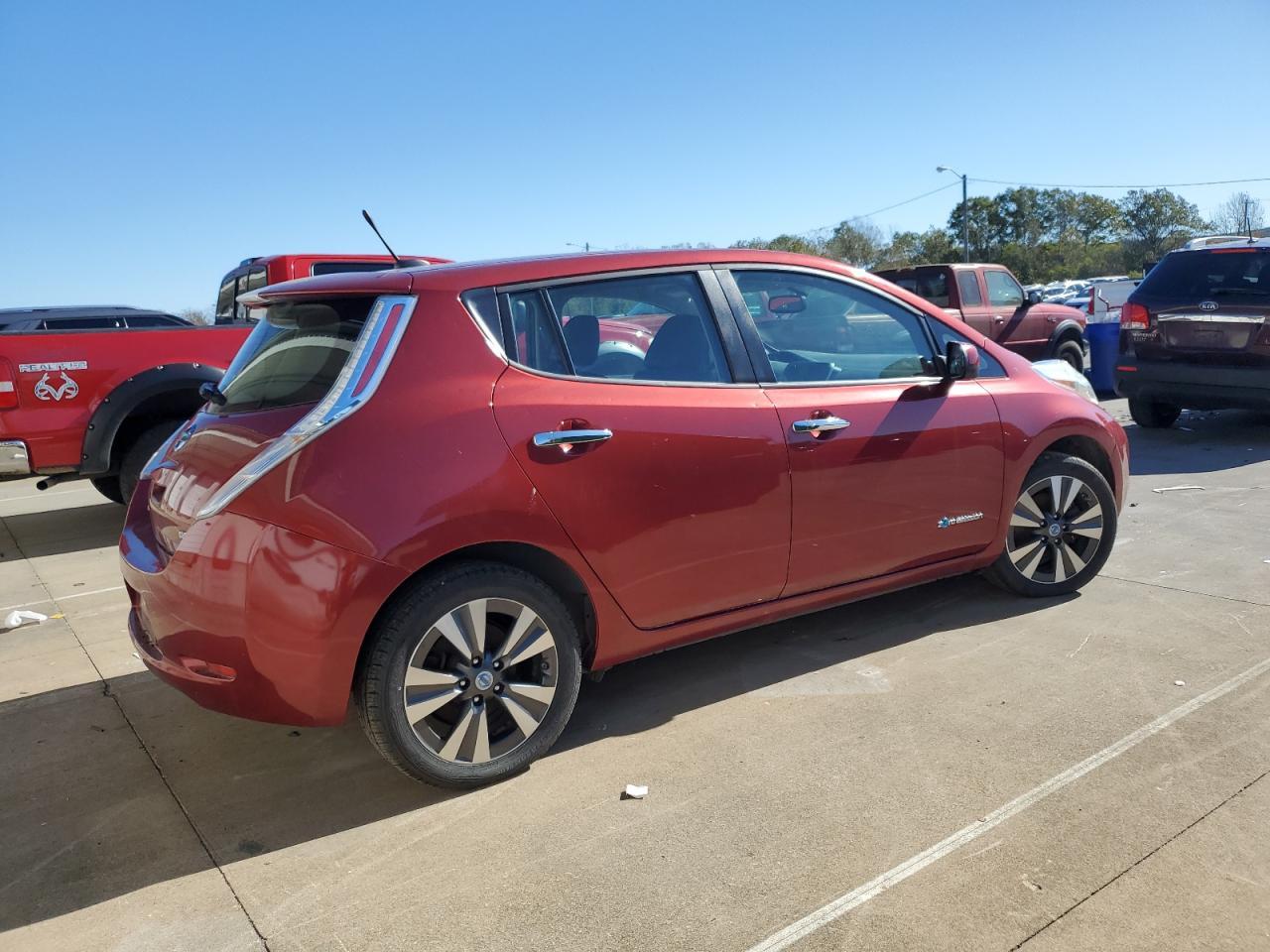 2014 Nissan Leaf S - Image 3
