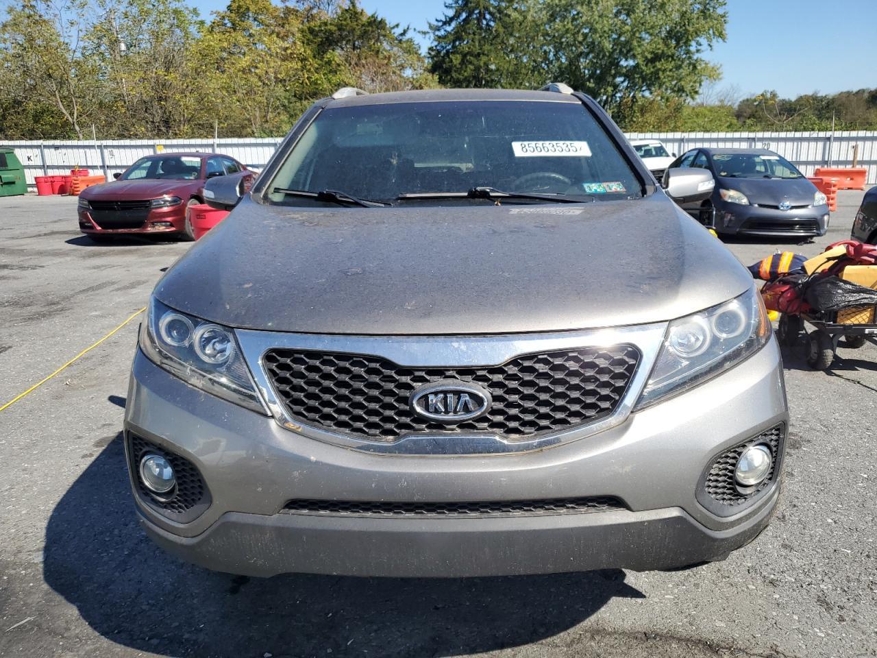 2012 Kia Sorento Base - Фото 5