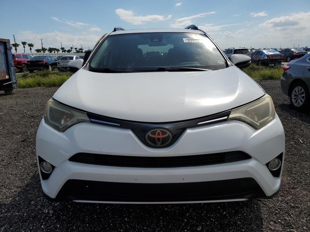 2018 Toyota Rav4 Adventure - Image 5