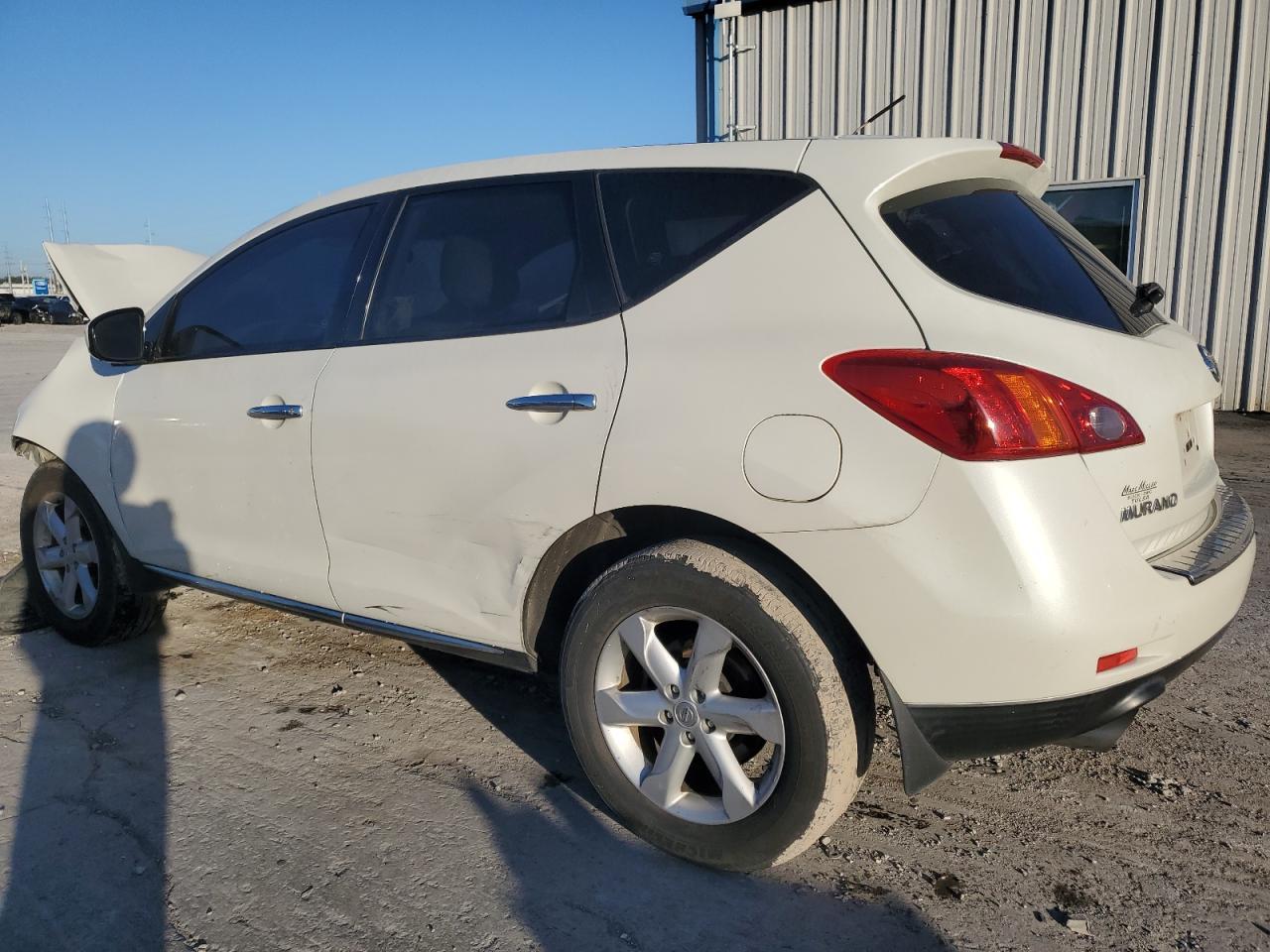 2010 Nissan Murano S - Фото 2