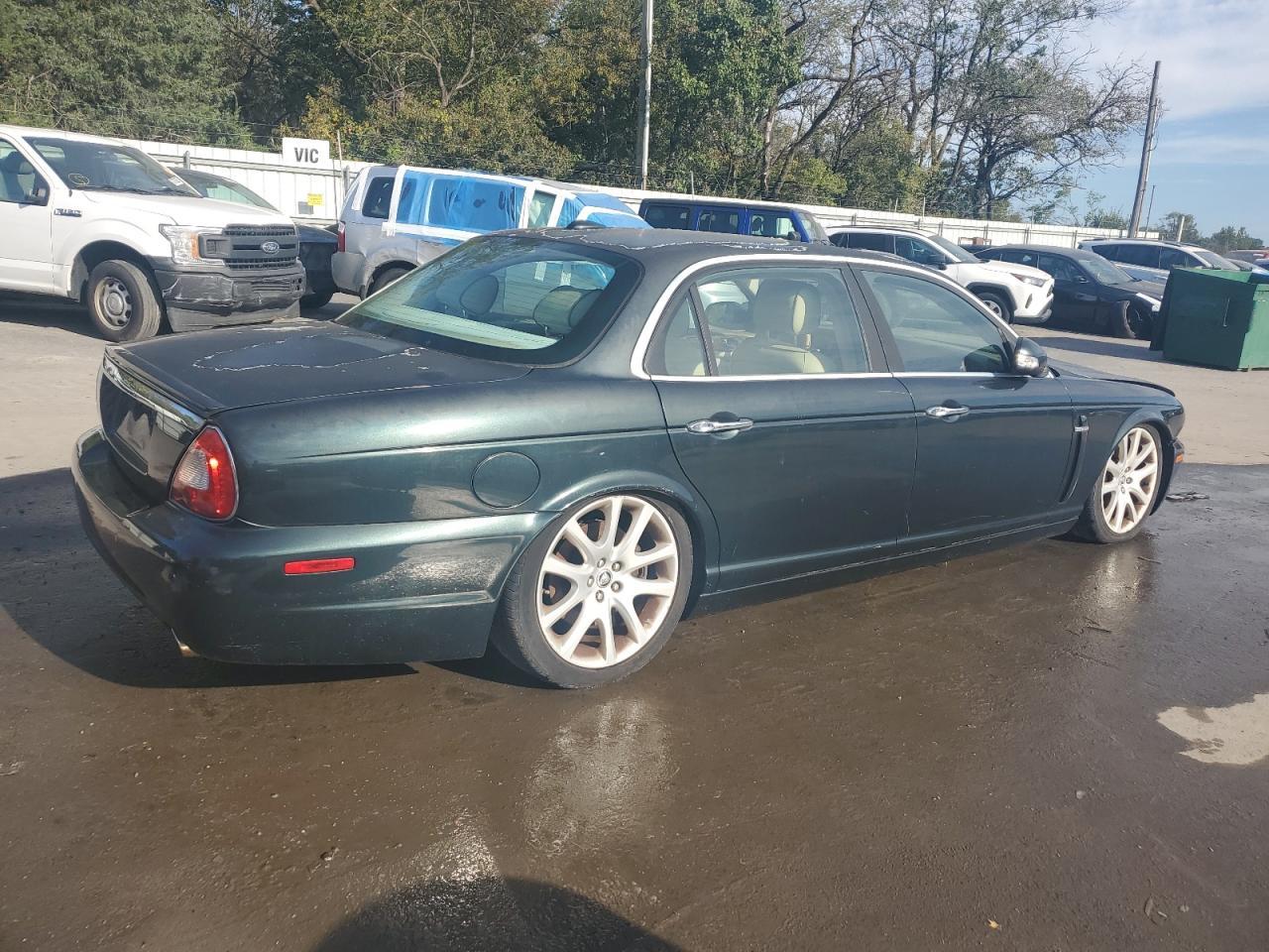 2008 Jaguar Xj8 L - Image 3