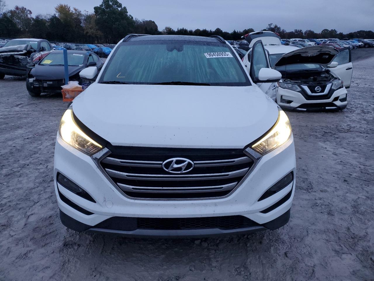 2016 Hyundai Tucson Limited - Image 5