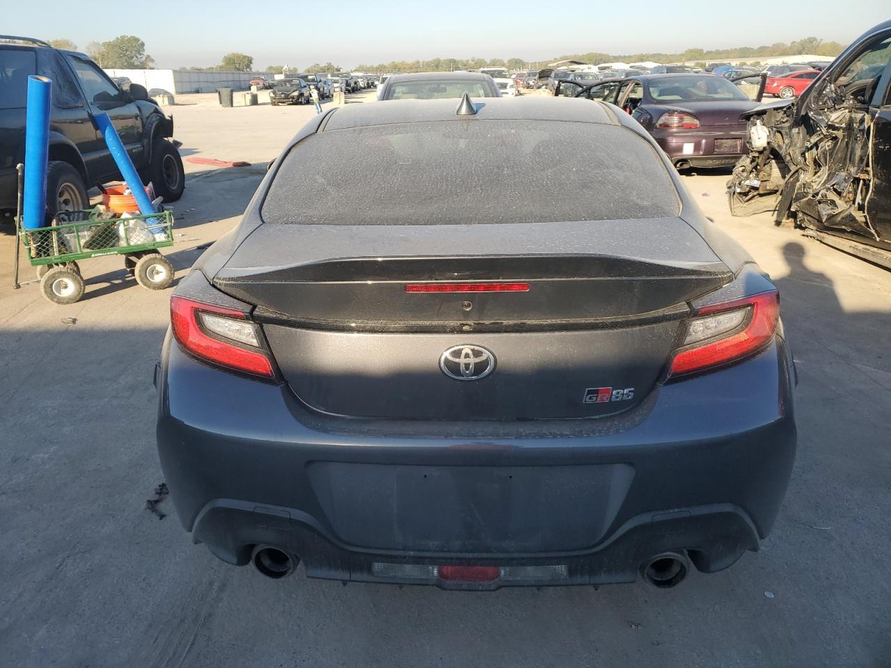 2025 Toyota Gr 86 Premium - Image 6