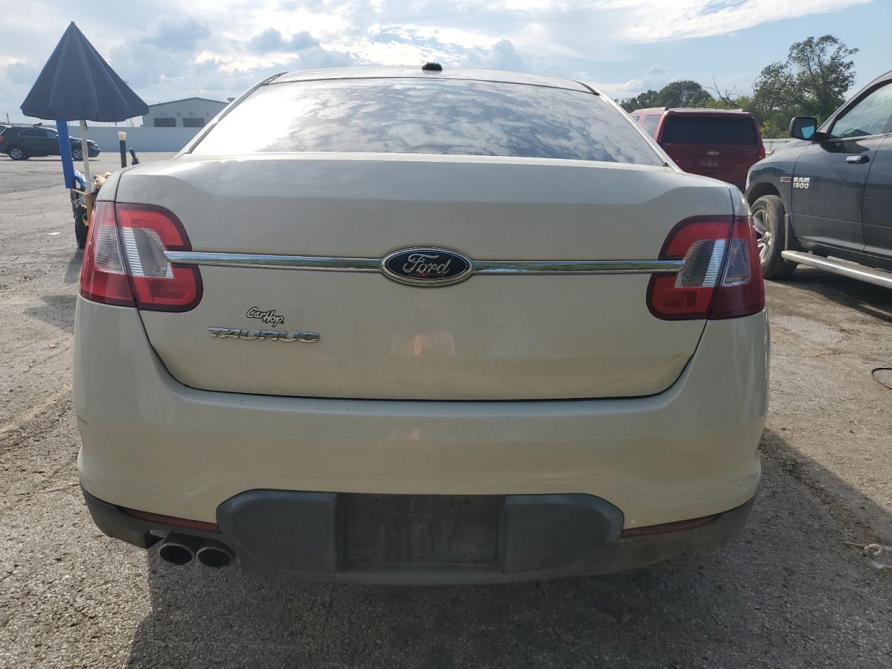 2011 Ford Taurus Se - Фото 6