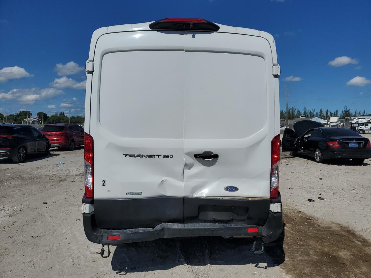 2020 Ford Transit T-250 - Фото 6