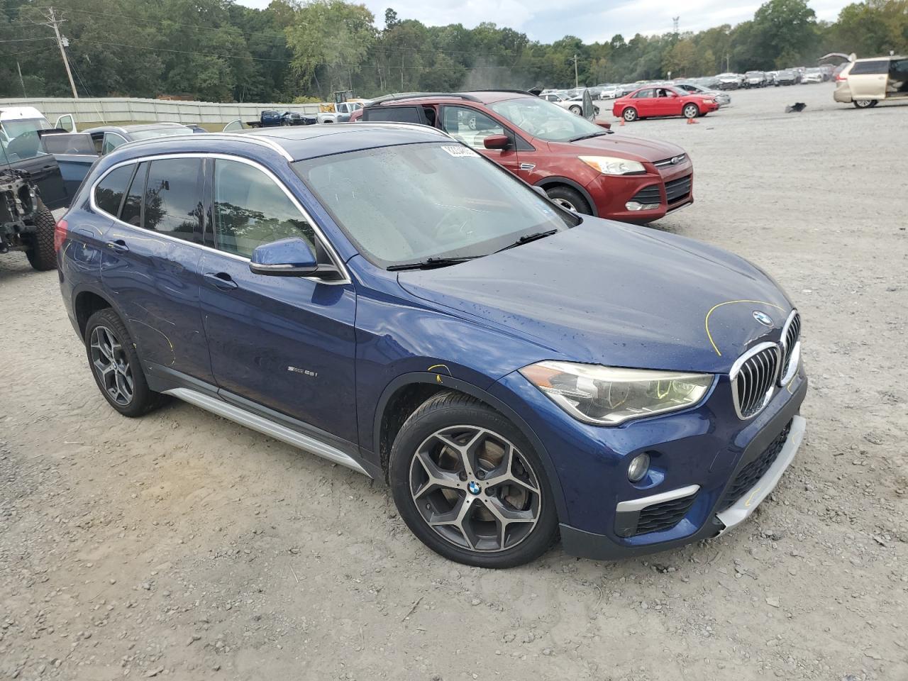 2017 BMW X1 Sdrive28I - Фото 4