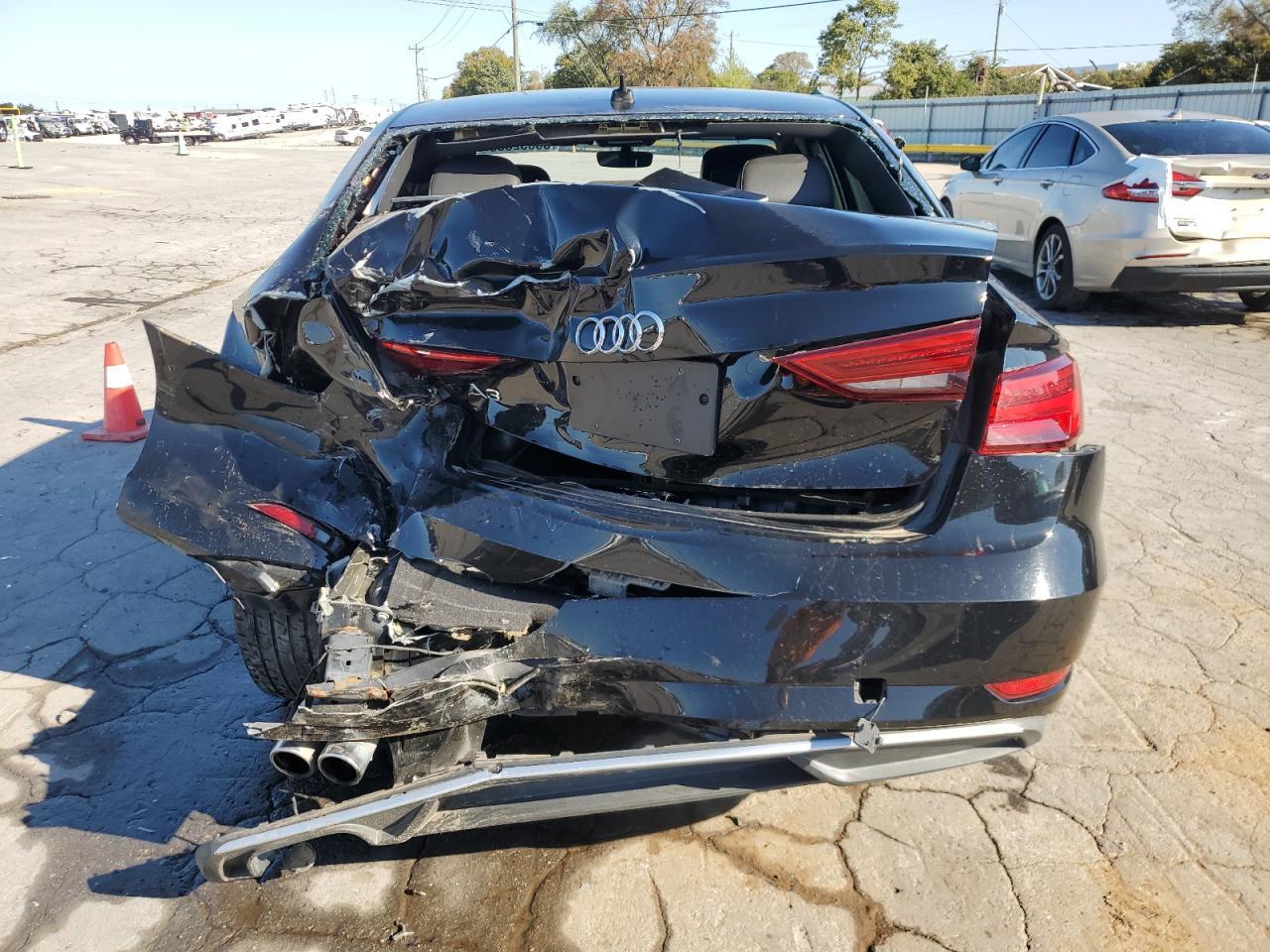 2018 Audi A3 Premium - Фото 6