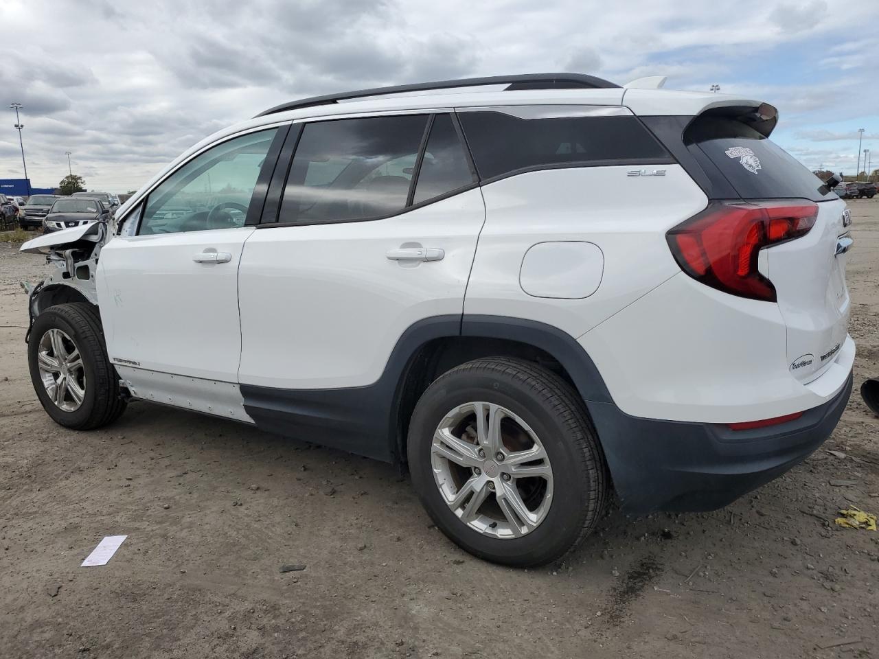 2019 GMC Terrain Sle - Image 2