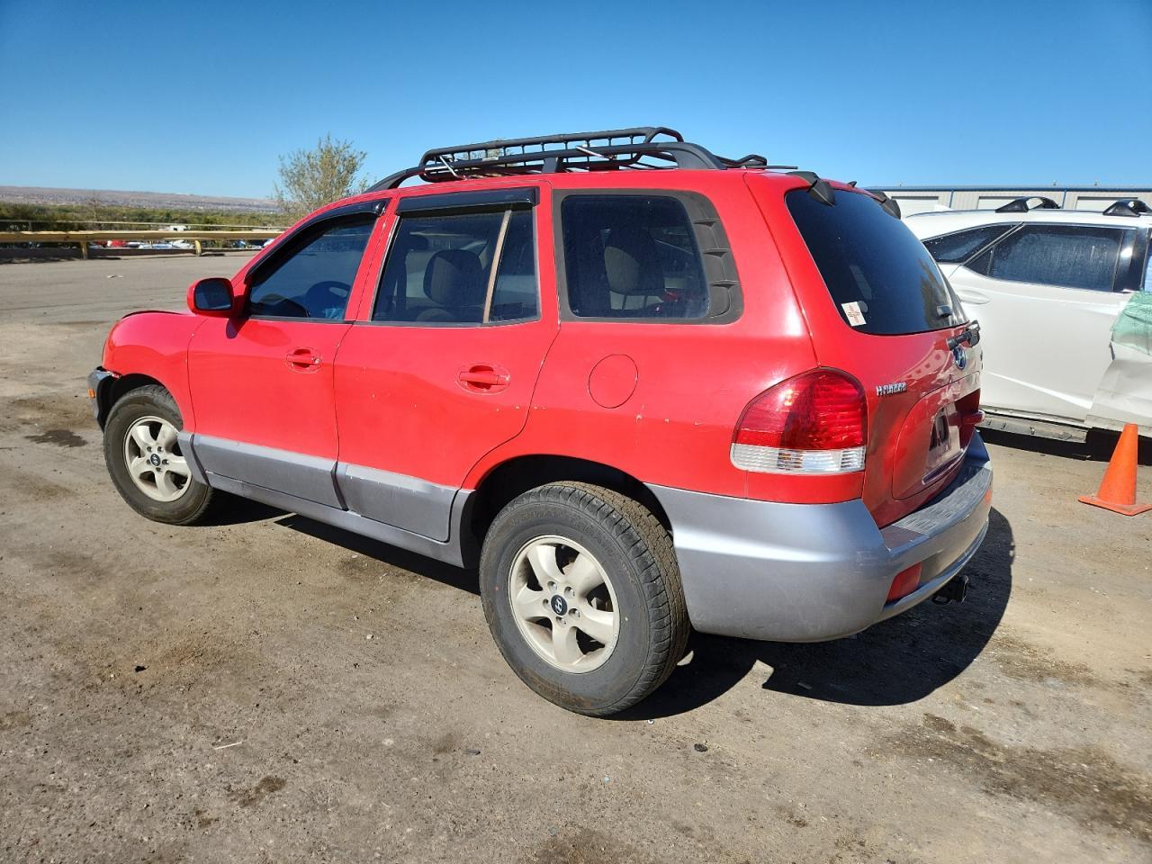 2005 Hyundai Santa Fe - Image 2