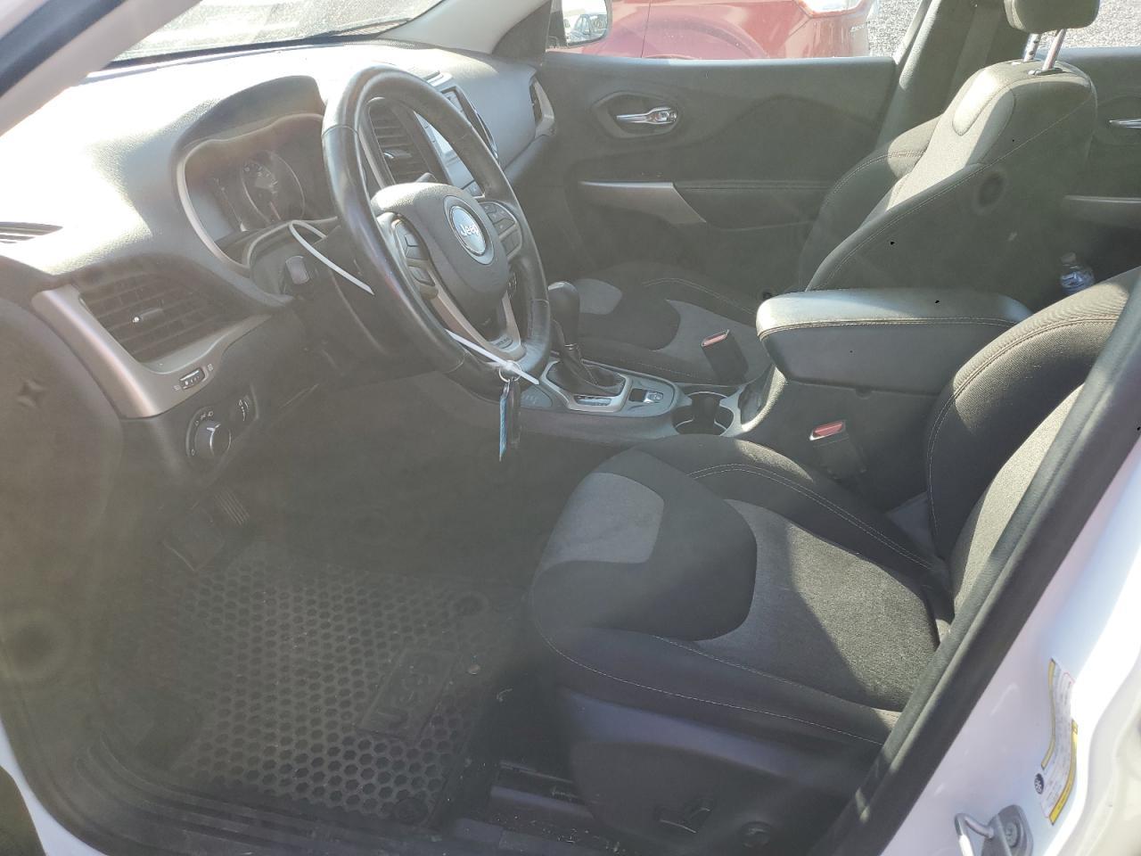 2017 Jeep Cherokee Sport - Фото 7