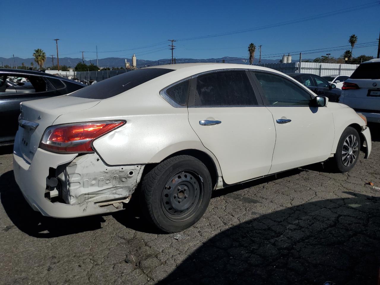 2014 Nissan Altima 2.5 - Фото 3
