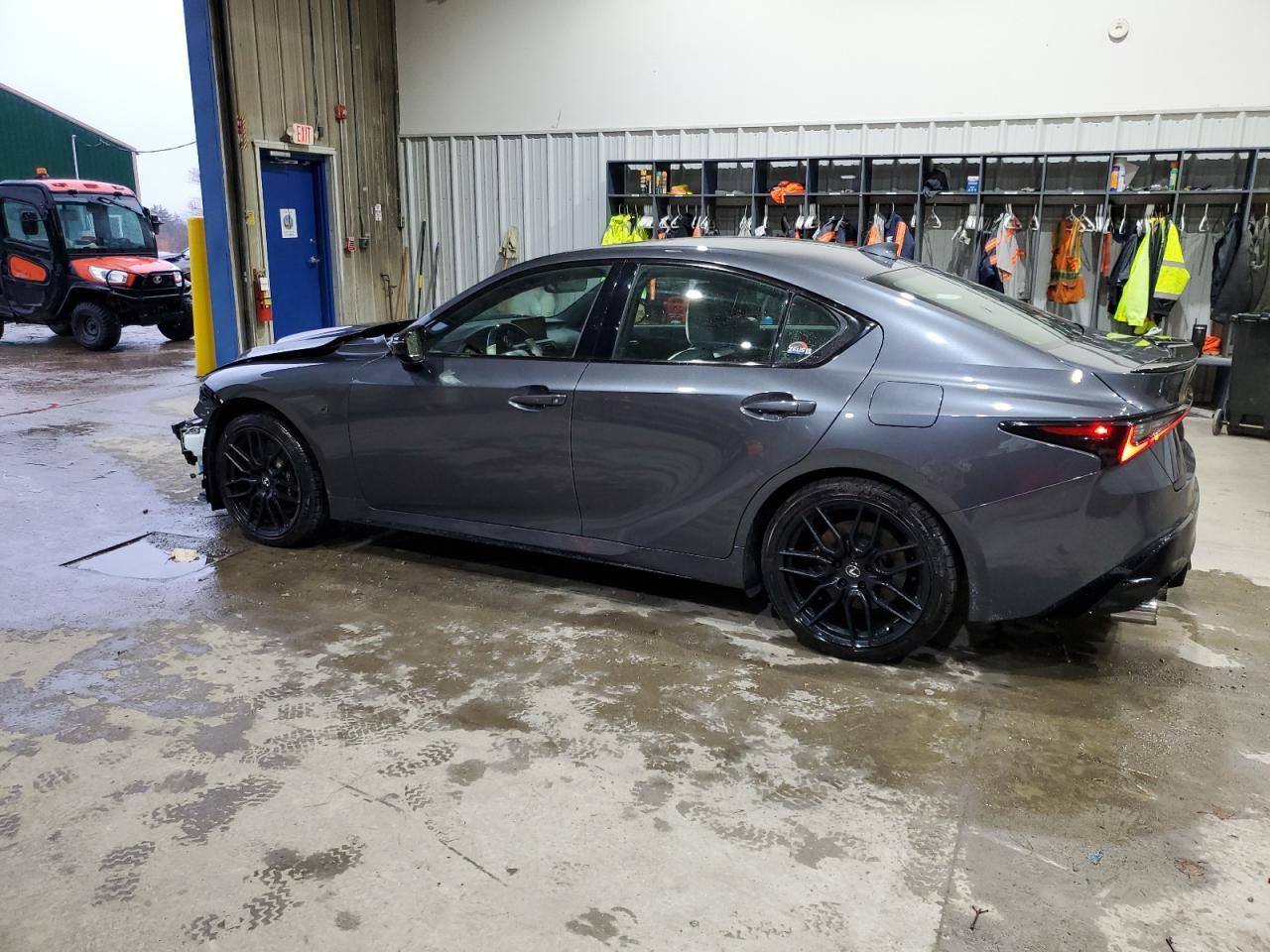 2024 Lexus Is 500 F Sport - Image 2