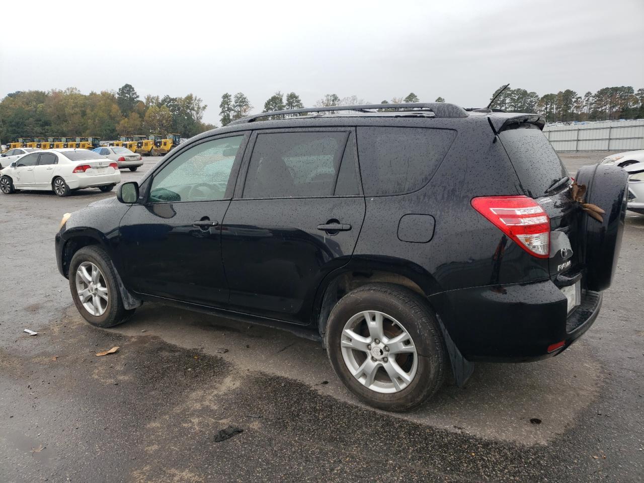 2011 Toyota Rav4 - Фото 2