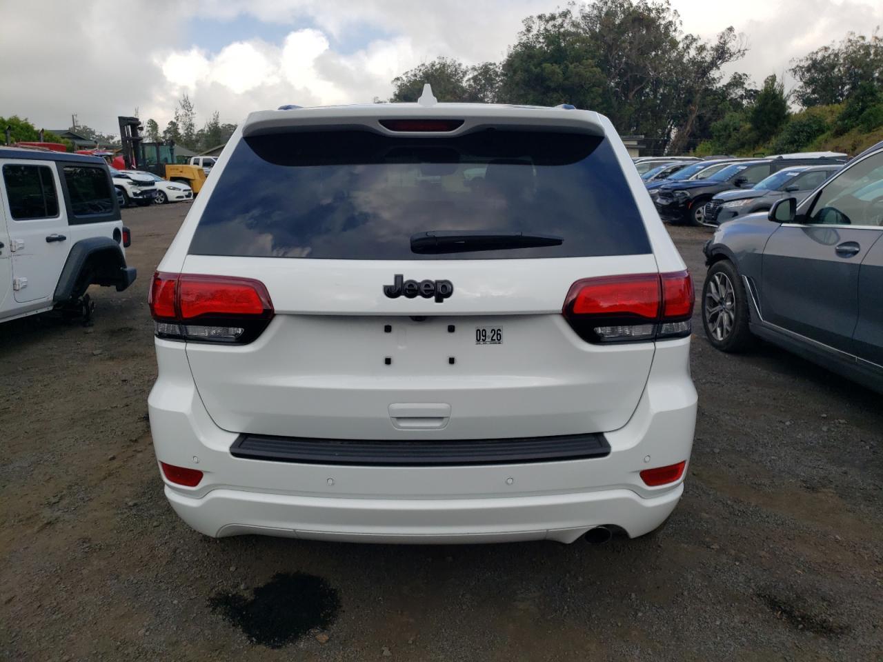 2022 Jeep Grand Cherokee Laredo E - Image 6