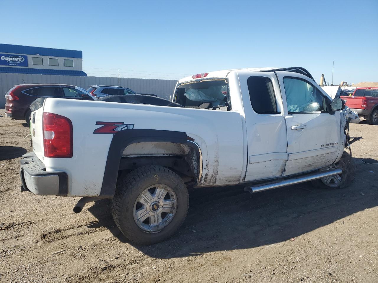 2011 Chevrolet Silverado K1500 Lt - Image 3