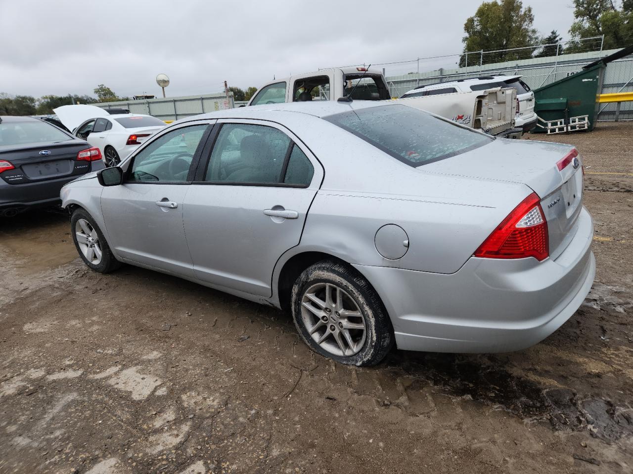 2010 Ford Fusion S - Фото 2